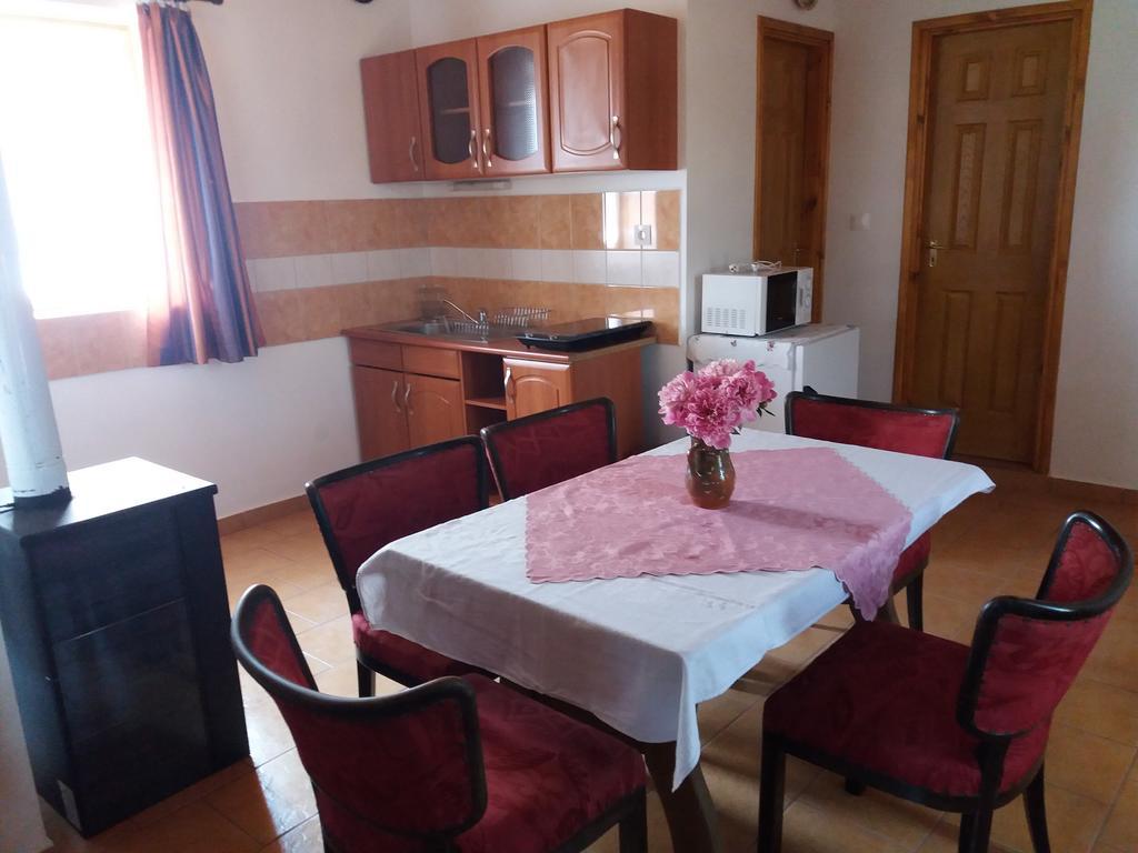 Maison d'hôtes Orbán vendégház à Kovagoors Extérieur photo