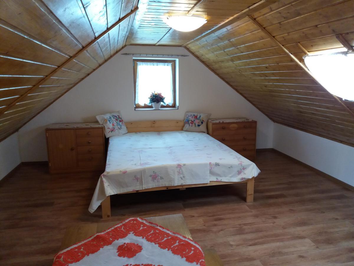 Maison d'hôtes Orbán vendégház à Kovagoors Extérieur photo